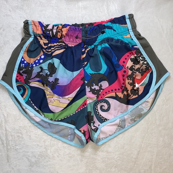 Nike Pants - Nike Women's Tempo Luxe Icon Clash Tempo Running Shorts